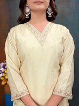 Hans Wala Safayd – Premium Embroidered Satin Suit Set