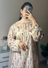 Soft, graceful and effortlessly classy — this pastel floral kurta set