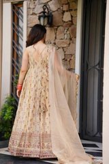 Turn heads effortlessly with our exclusive 3-piece Co-ord Set