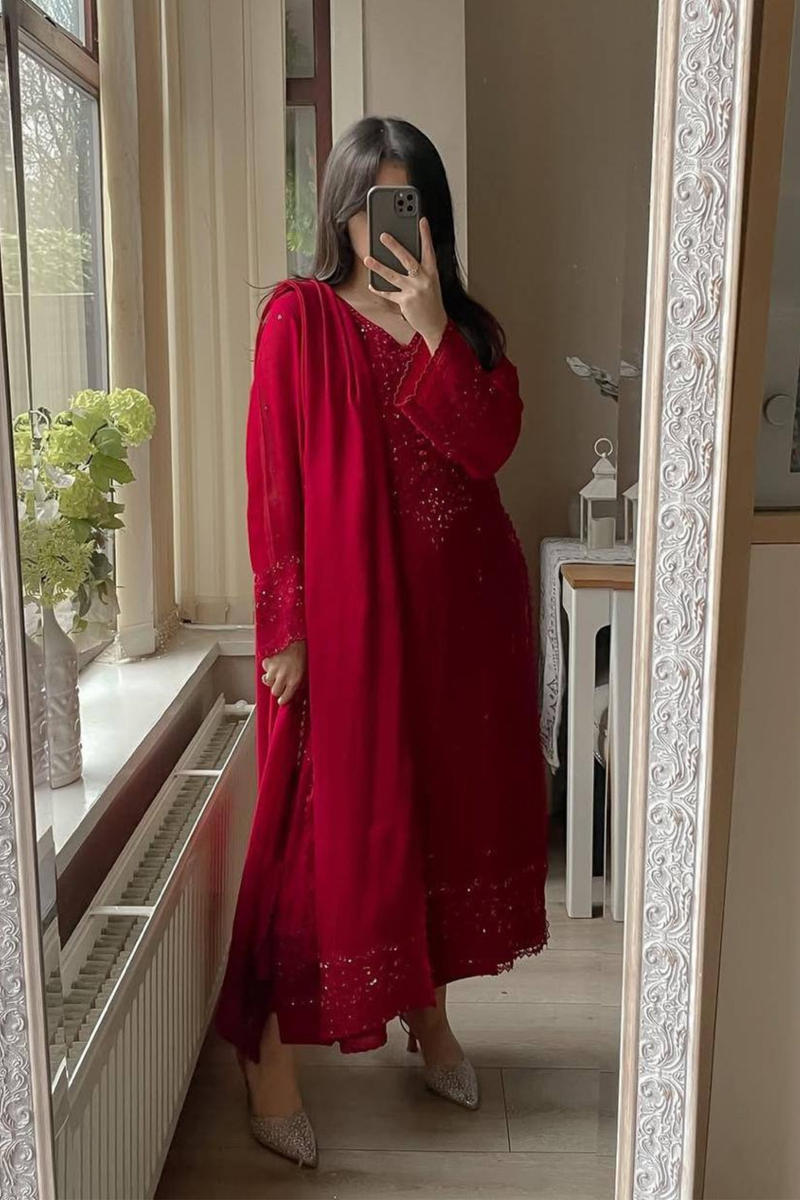 Elevate your festive wardrobe with this Exclusive 3-Piece Plazzo Set