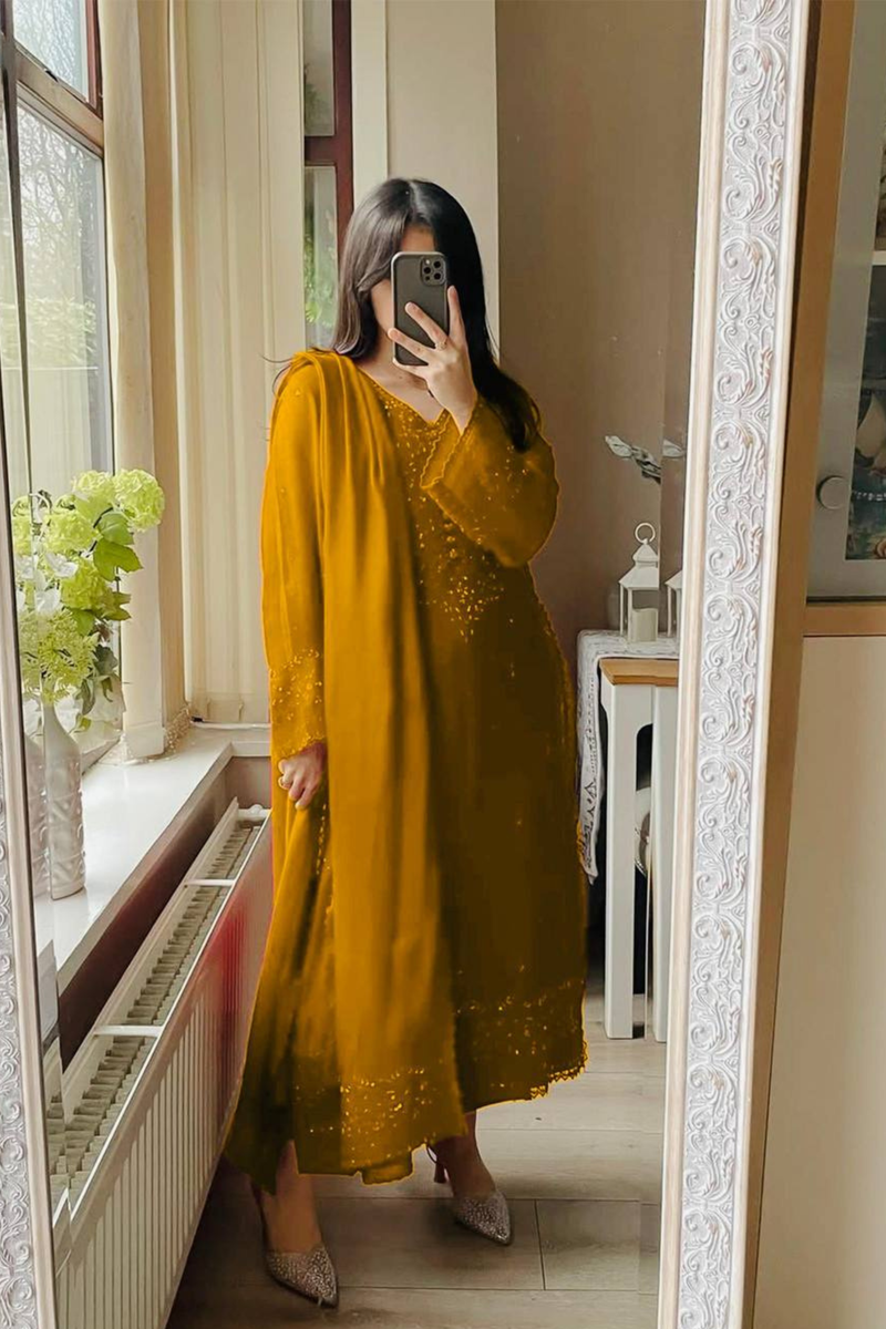 Elevate your festive wardrobe with this Exclusive 3-Piece Plazzo Set