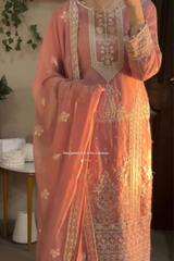 Step out in elegance with this stunning 3-piece ensemble — a perfect fusion