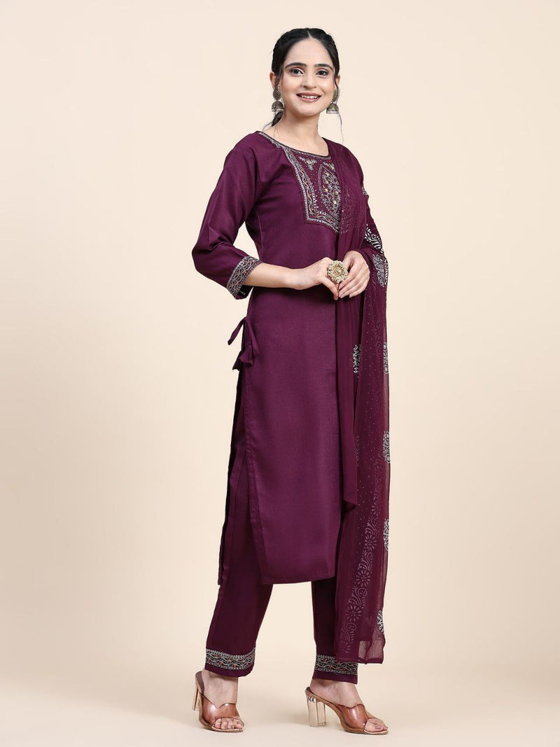 This exquisite Designer Kurta Suit Set