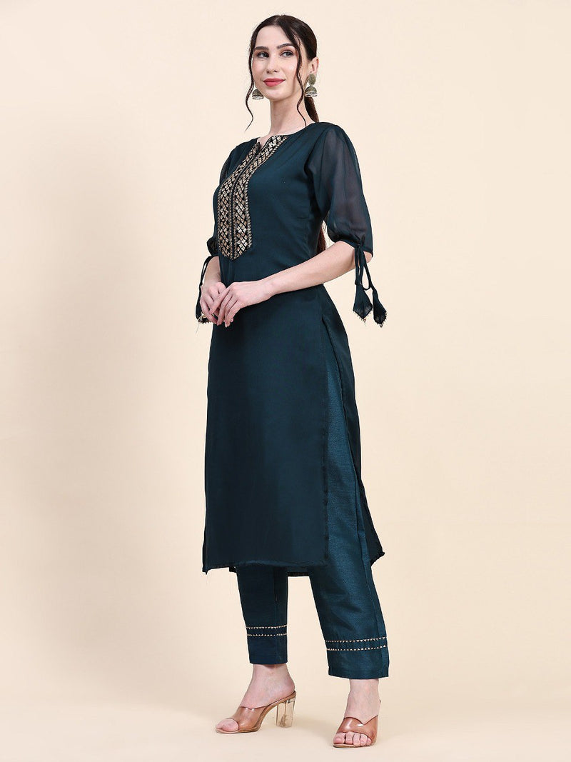 This elegant Designer Kurta Bottom Set in rama