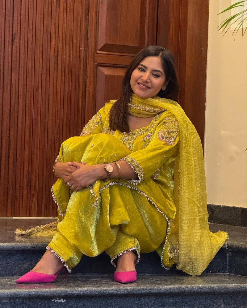 EXCLUSIVE DESIGNER SEQUENCE EMBROIDERY WORK FARSI SALWAAR SUIT WITH DUPATTA ✨