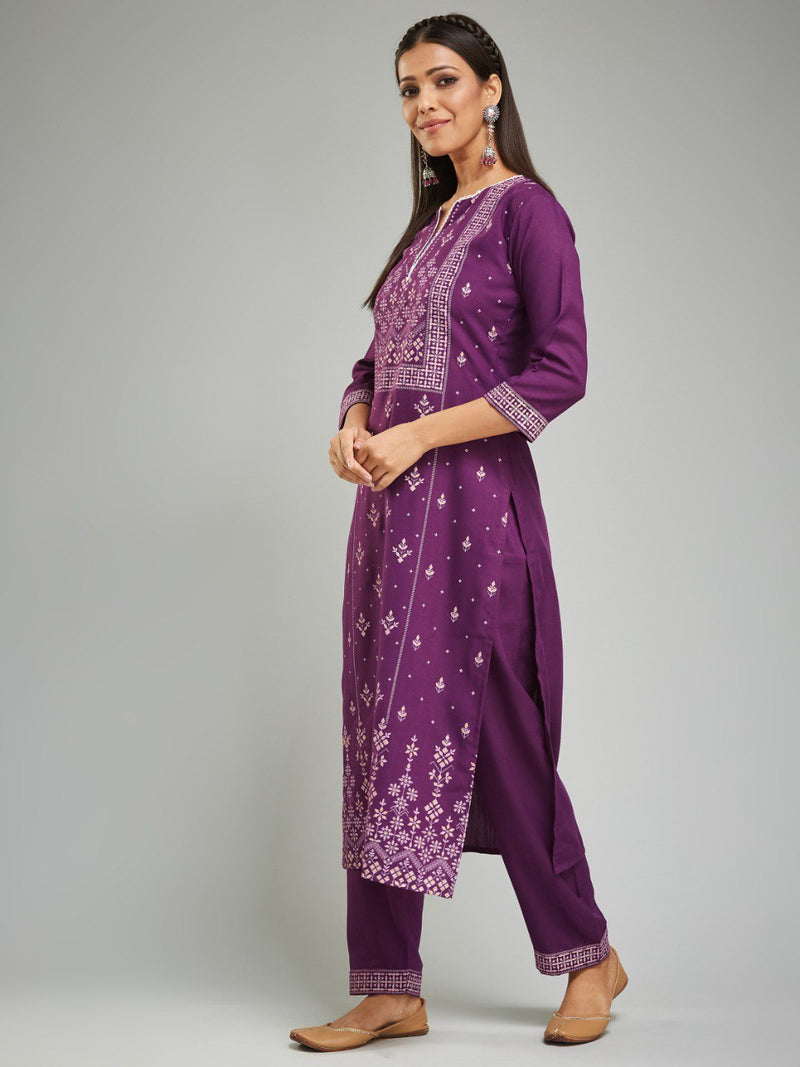 This stunning Designer Kurta Suit Set