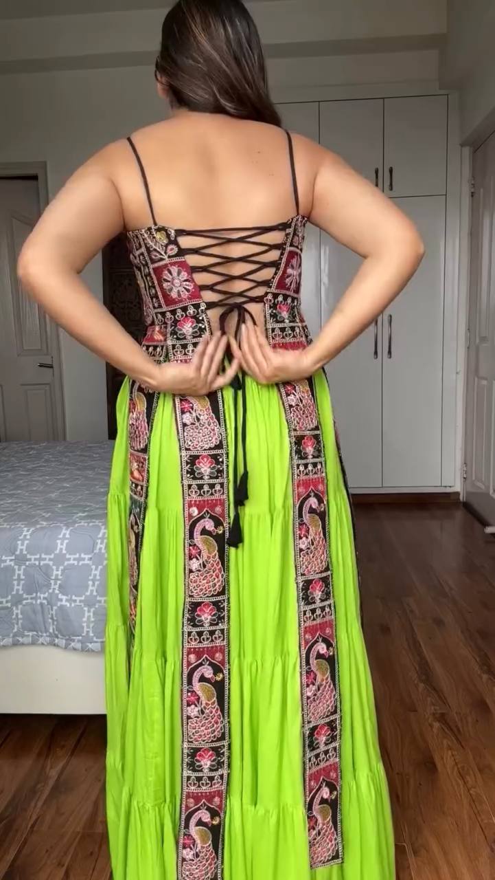 EXCLUSIVE AND PREMIUM WEAR – LEHENGA SET