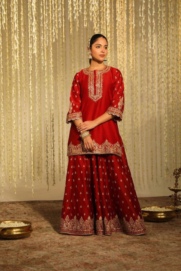 Step into royal elegance with this stunning 3-piece Chinon Silk Lehenga Set (imp)
