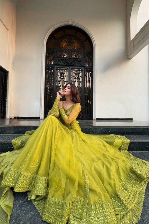 Step into royal elegance with our stunning Kediya Style Shrug Lehenga Set