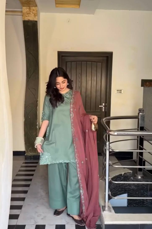 Discover timeless elegance with our beautifully designed 3-piece Farshi Salwar Set