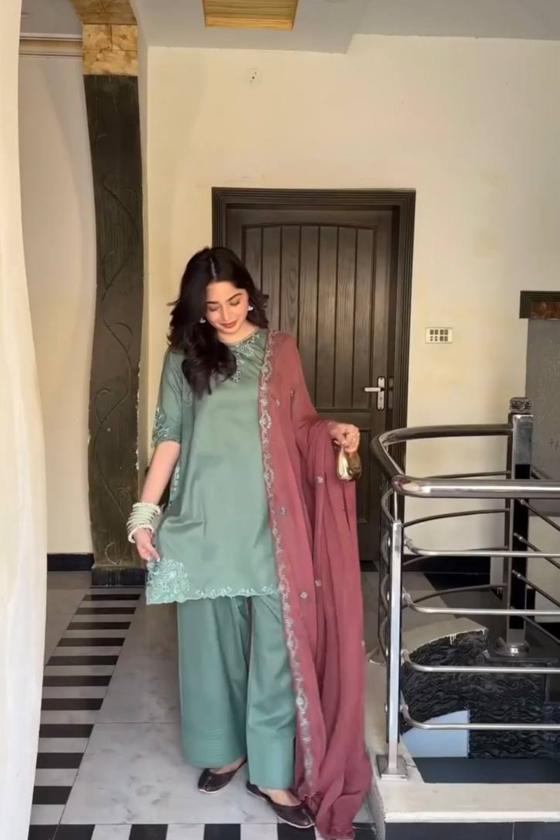 Discover timeless elegance with our beautifully designed 3-piece Farshi Salwar Set