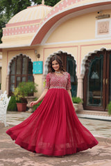 Elegance with this luxurious designer gown