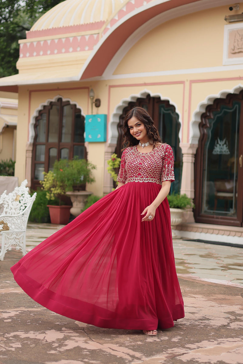 Elegance with this luxurious designer gown