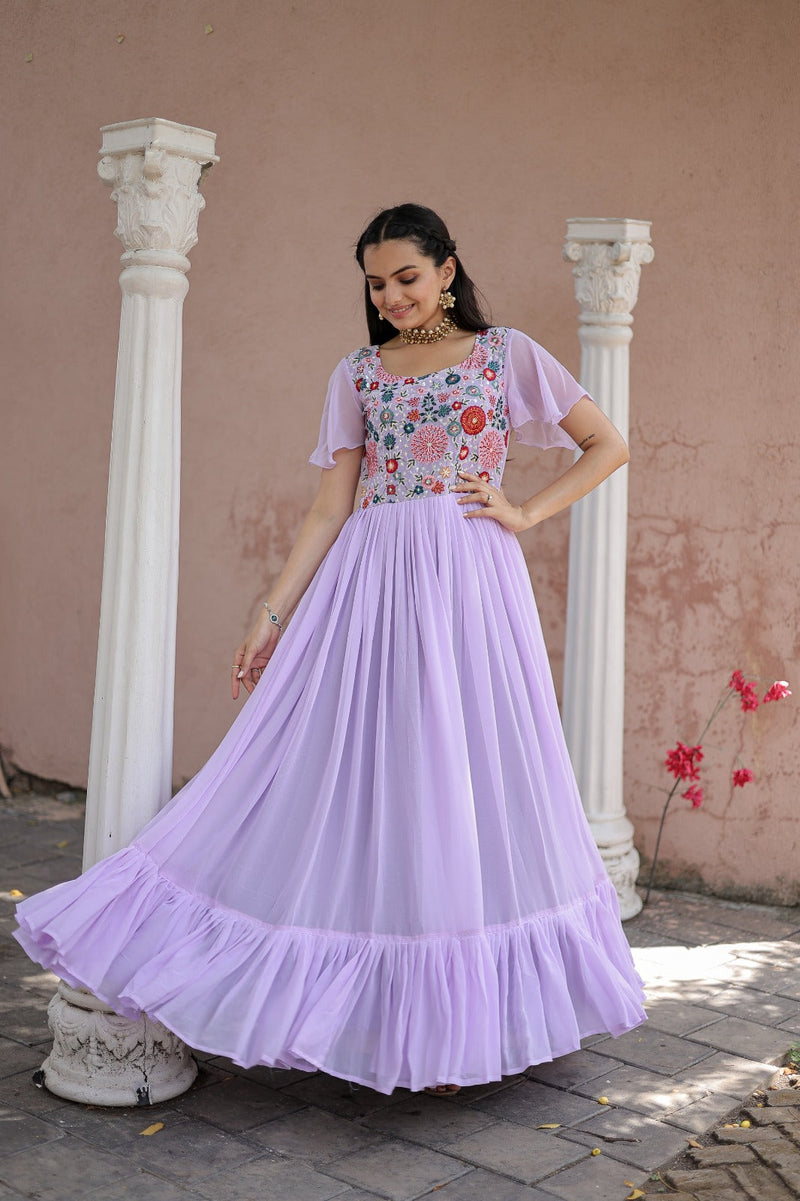 Gown is a perfect blend of elegance and charm.