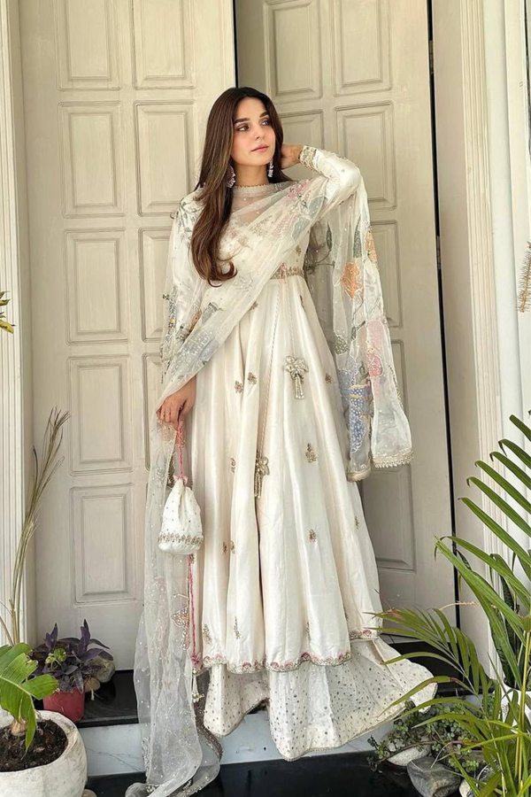 EXCLUSIVE DESIGNER 3-PIECE SEQUIN EMBROIDERED GOWN SET(imp)