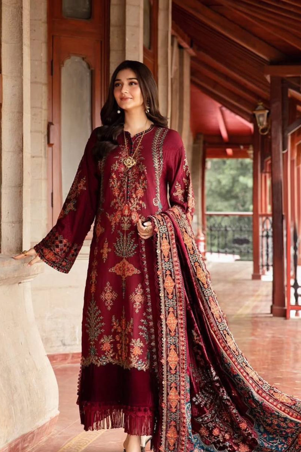 Bring a touch of sophistication to your festive wardrobe with this Designer Wear Embroidered Top, Pant &amp; Dupatta Set 💝.