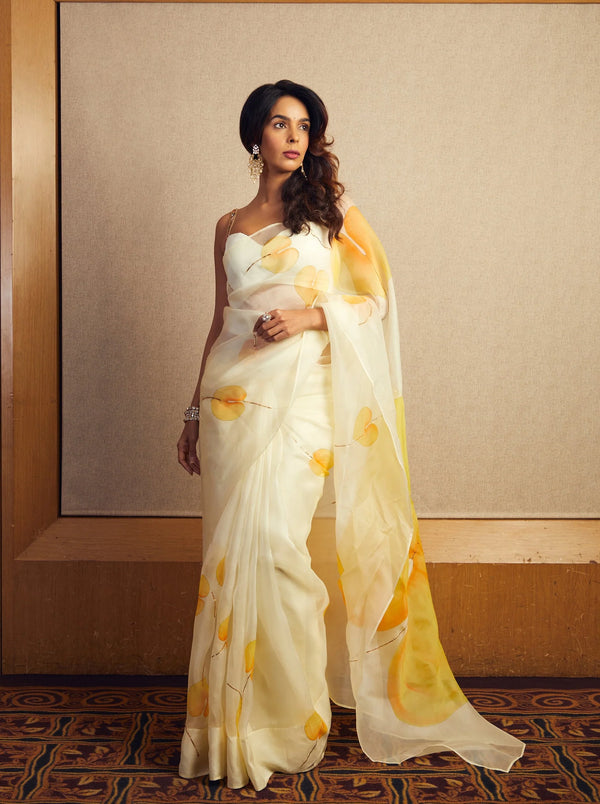 Elegant White & Yellow Floral Organza Saree ✨